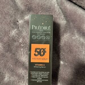 Prédiré Vitamin C Whitening Serum - Black and Orange